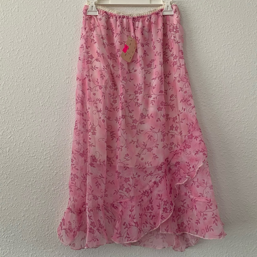 Women’s pink flowers mid length skirt